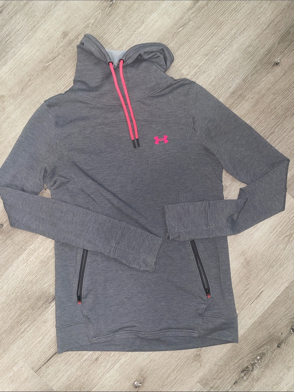 Under Armour Women's Charcoal Gray Pullover with Hot Pink Accents | Size Small